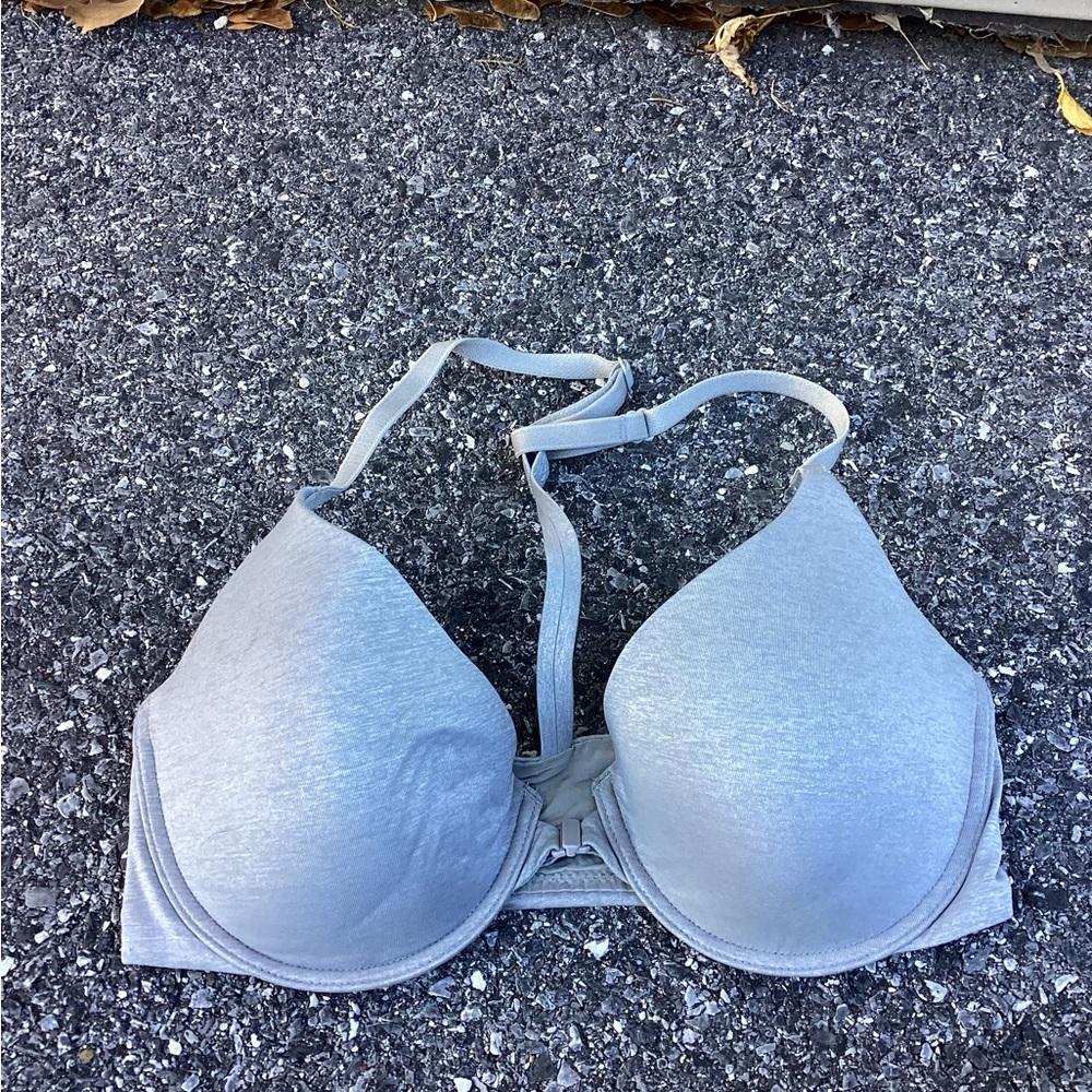 Women’s Victoria’s Secret Razorback semi Demi Victoria’s Secret bra 32D
